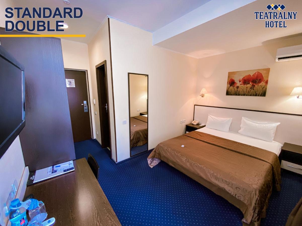 Teatralny Hotel Zaporizhia Eksteriør bilde